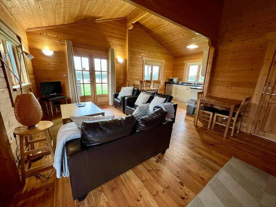 Lilly Lodge, Lake Pochard Саут-Керні Екстер'єр фото