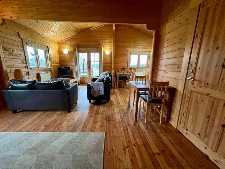 Lilly Lodge, Lake Pochard Саут-Керні Екстер'єр фото