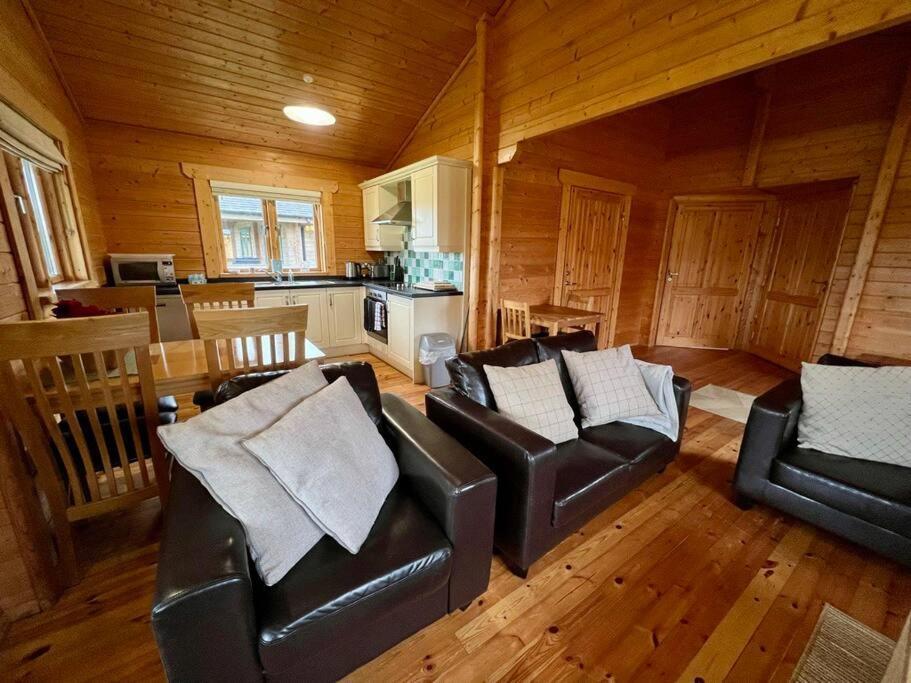 Lilly Lodge, Lake Pochard Саут-Керні Екстер'єр фото